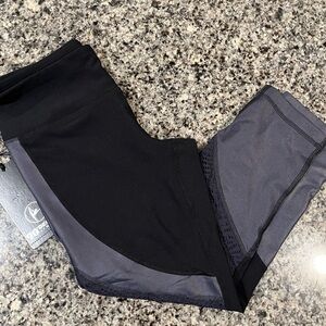 NWT- 90 degree by reflex woman's high performance leggings, size- xs & s